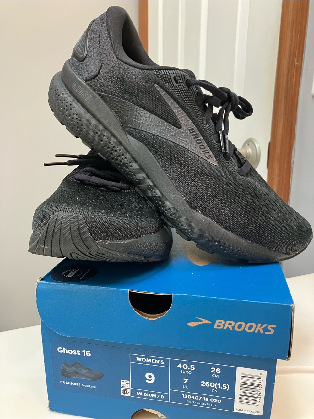Brooks Women's Ghost 16 Size 9 Medium Black/Black Brand New (Retail $140)
